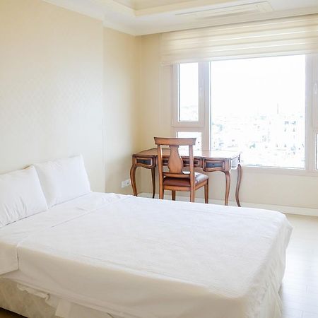 Cantavil Hoan Cau Aparthotel Thành Pho Ho Chí Minh Esterno foto